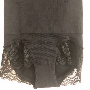 High waisted tummy control lacy underwear